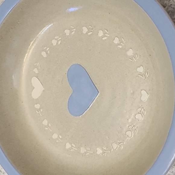 Studio Pottery Blue and Cream Heart Design Pie Plate Bowl - Picture 2 of 6
